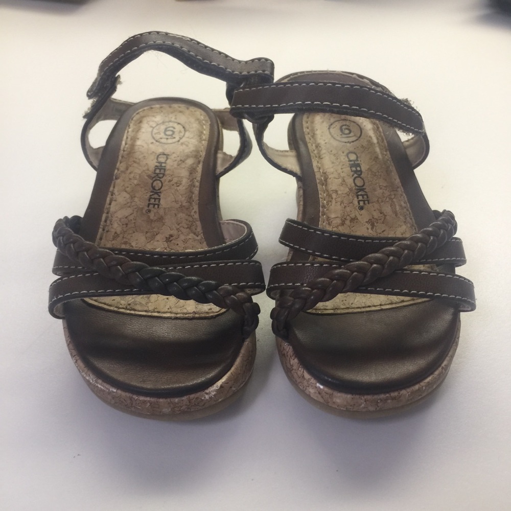 Cherokee girls toddler size 6 brown wedge sandals